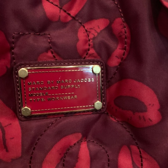 Marc Jacobs Tote Bag - Picture 2 of 3